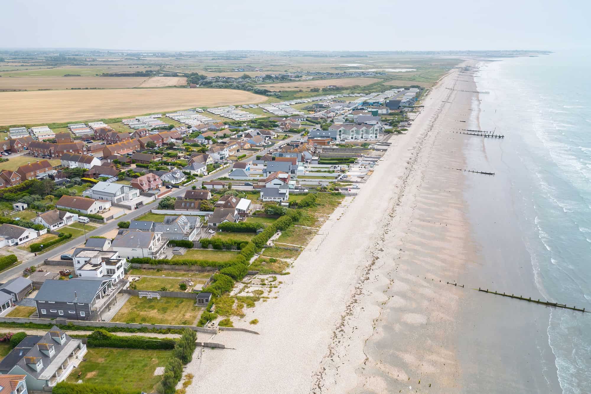 Bracklesham Bay PO20 -A beautiful beach house situated directly on the shoreline. New England style interiors and a separate Yoga Studio - The Location Guys